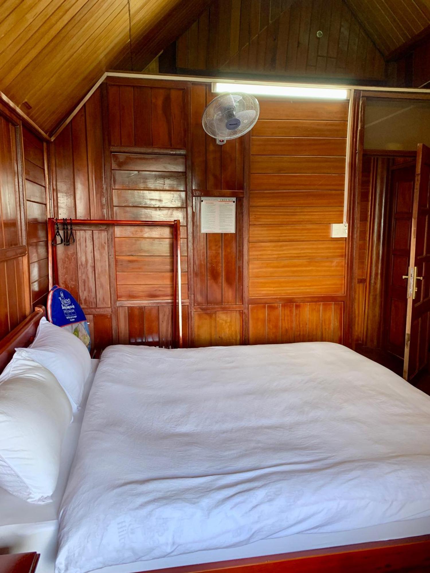 Chan May Homestay Mang Den Kon Von Kla Exterior photo